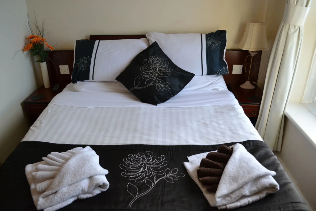 Rockcliffe Hotel