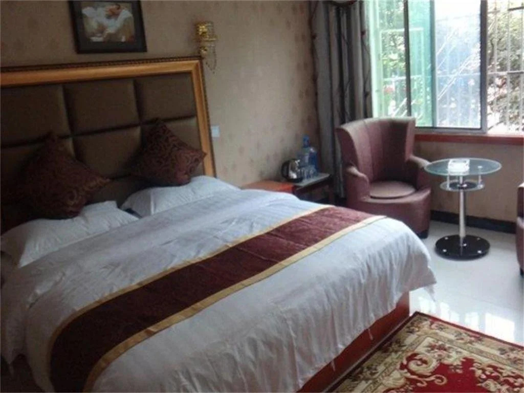 Hongyun Business Hotel