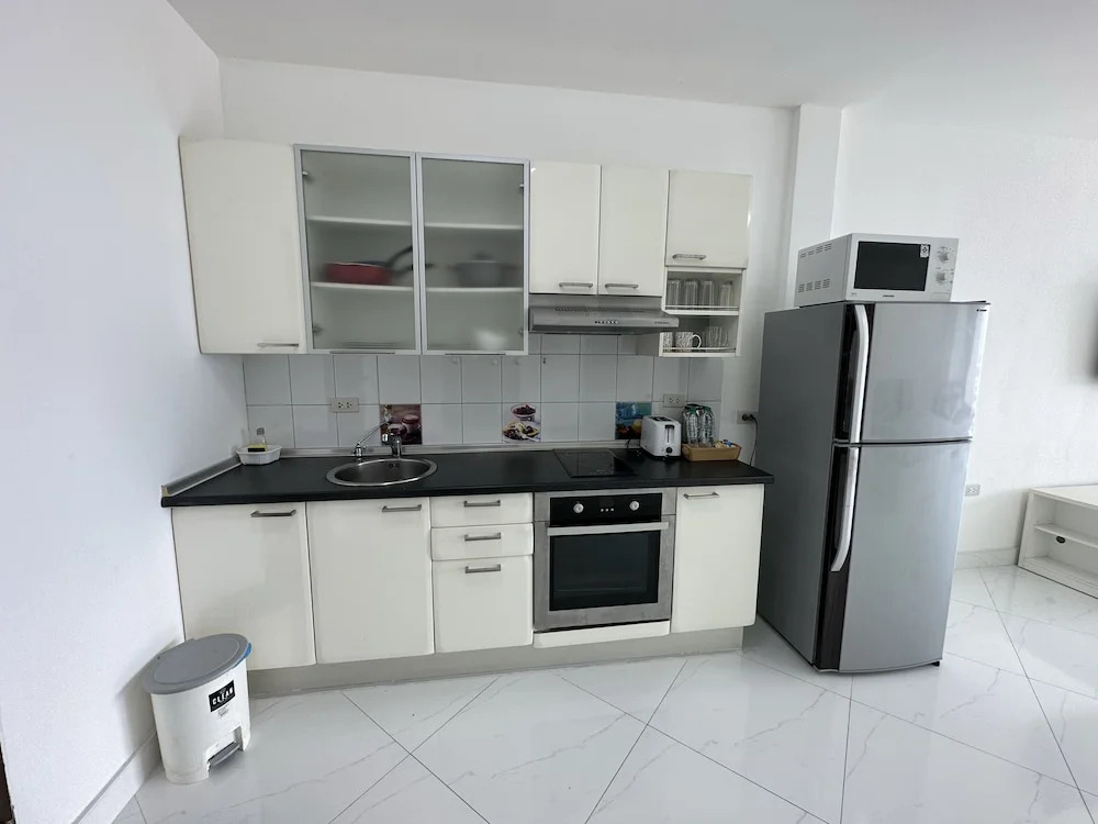 Condo Express View Talay 6