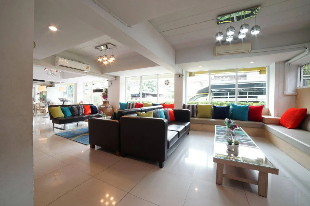 Donmuang Airport Hostel