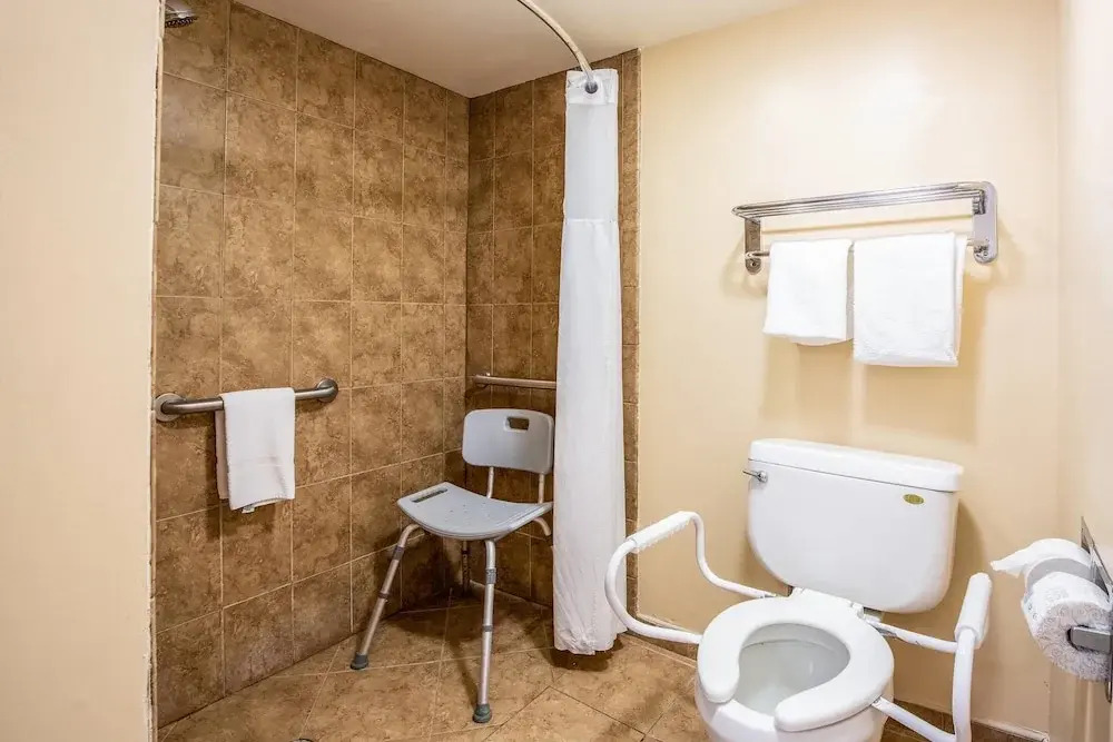 Quality Inn Norfolk Naval Base