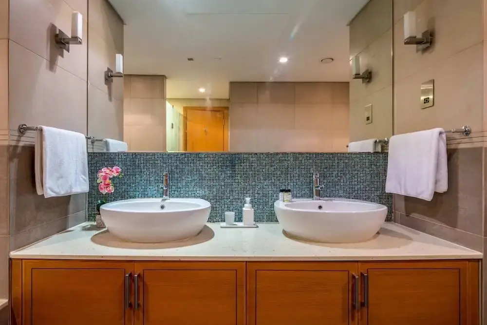 Refined 2BR Luxury Apartment at Palm Jumeirah