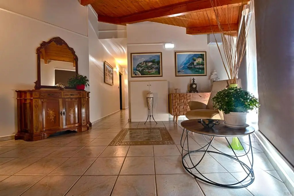 Alexias Apartments