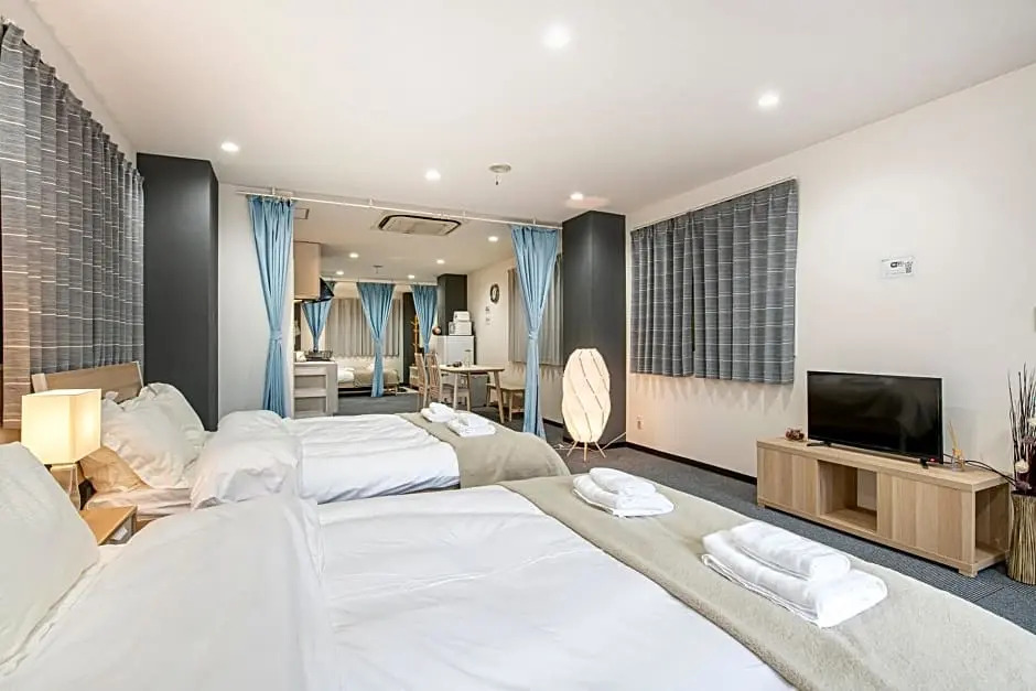 Uhome Ueno Apartment 4