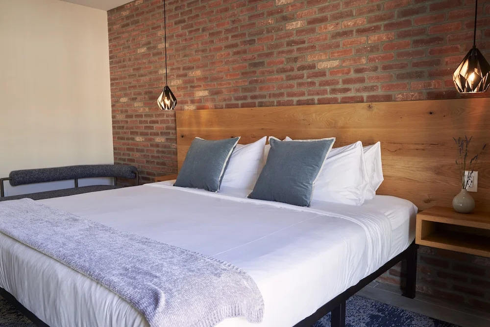 The Maj Hotel
