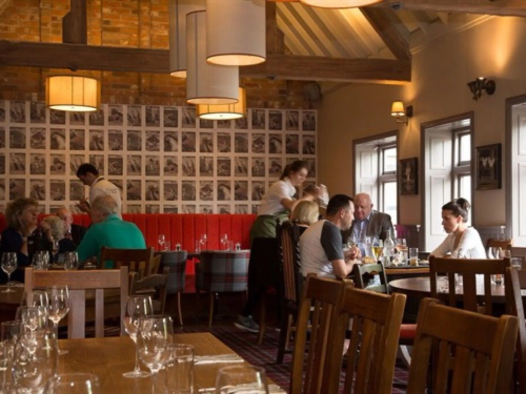 The Carnarvon Arms