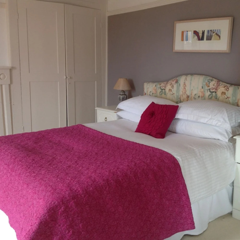 Bolt Hole Earnley