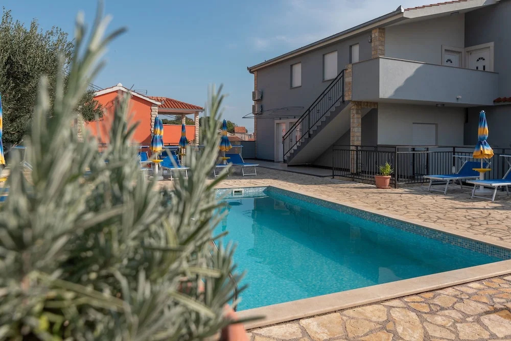 Apartments Grga