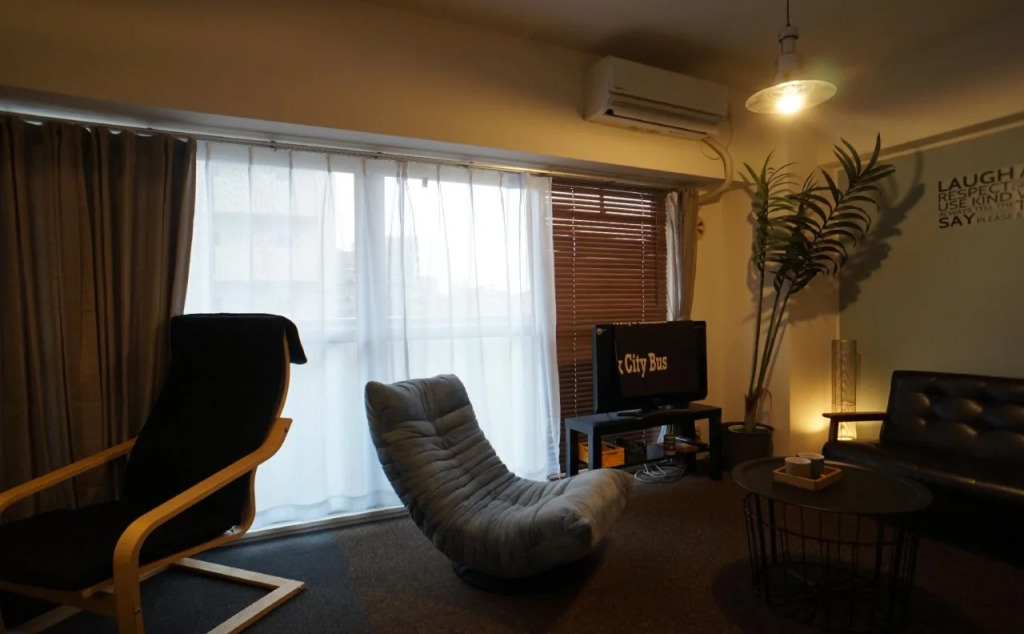 Million Apartment