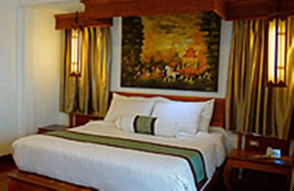 Chanthapanya Hotel