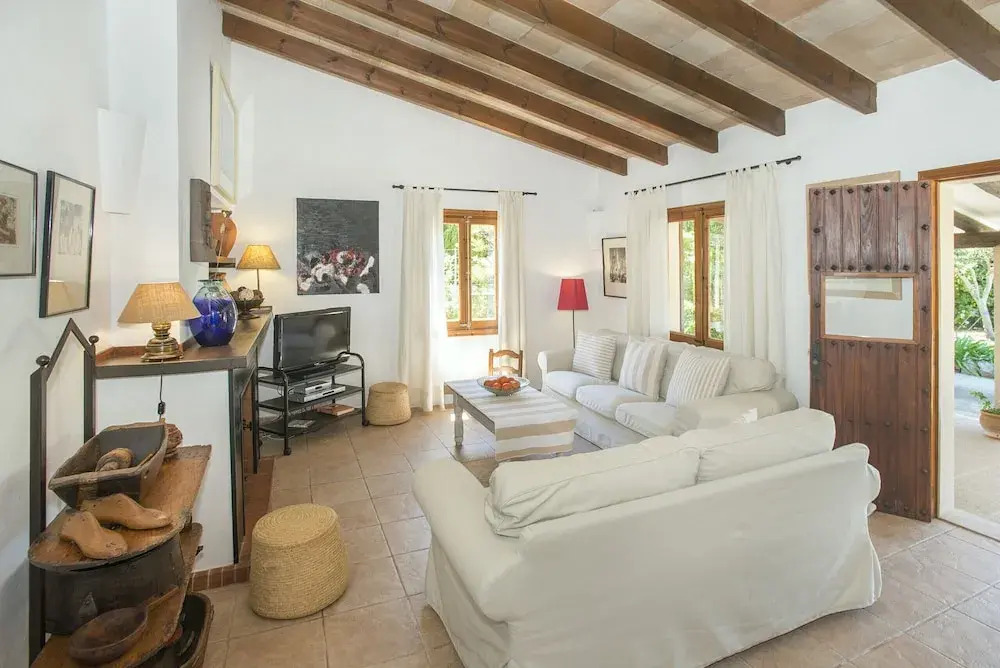 Owl Booking Villa Coloma - Luxury Retreat with Huge Pool