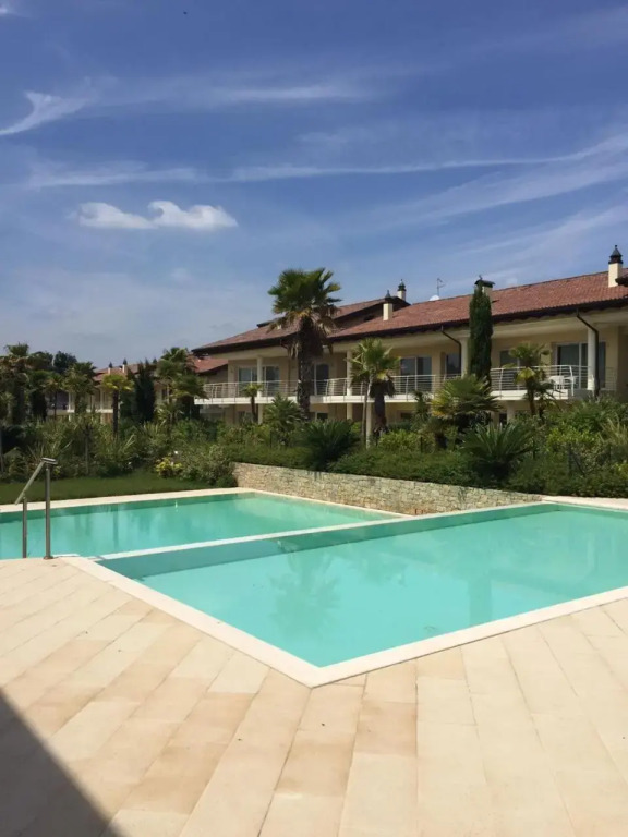 Luxury Apartments Beauty Gardens