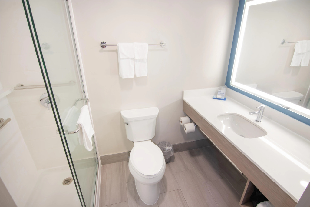 Holiday Inn Express and Suites Fort Lauderdale Airport West by IHG