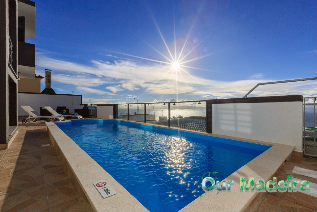 Lovely NEW 3-bedroom villa in Calheta, leisure room, sea-view | Casa da Belita