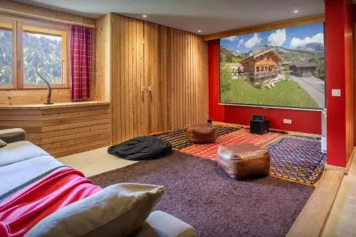 Chalet Le Charmieux - OVO Network