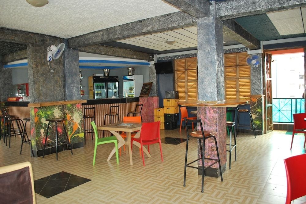 Neptune Plaza Hotel