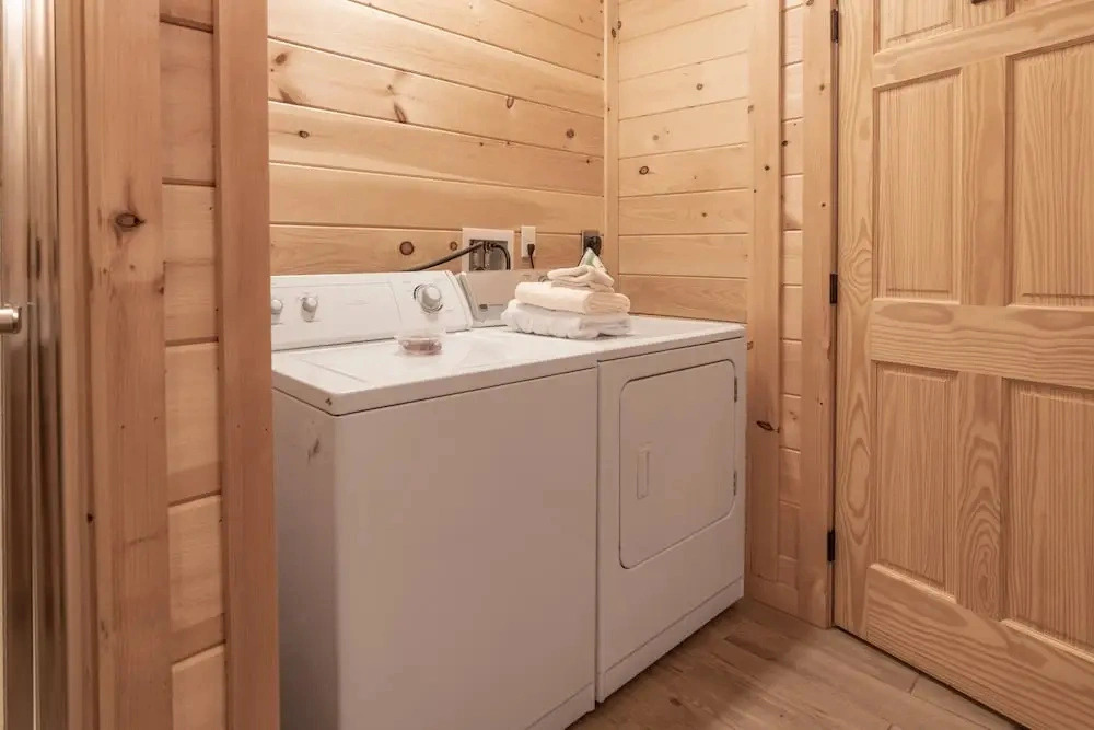 212 Misty Mountain View 4 Bedroom Cabin