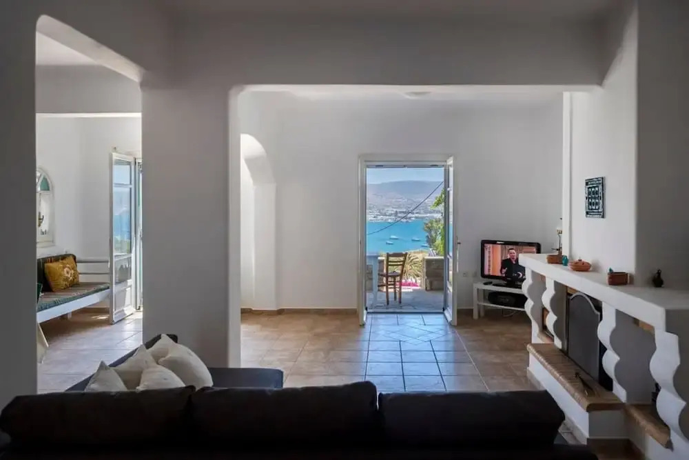 Parikia Cove Mansion