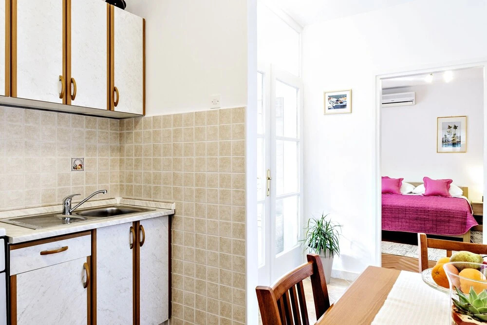 Centraly Located Charming Apartment