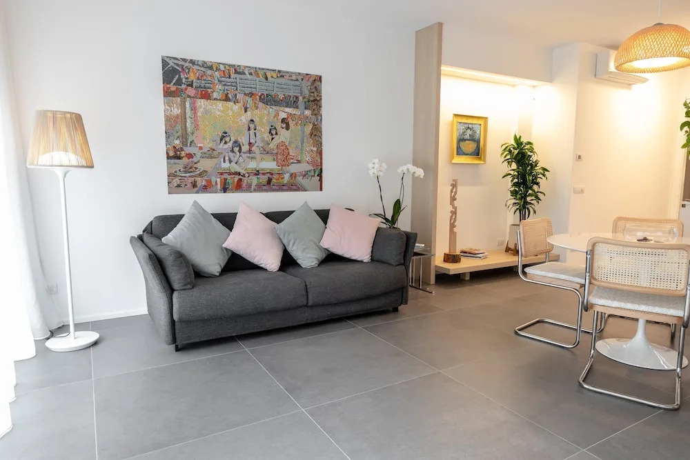 Central 2br Apartment Private Parking Long Term Welcome
