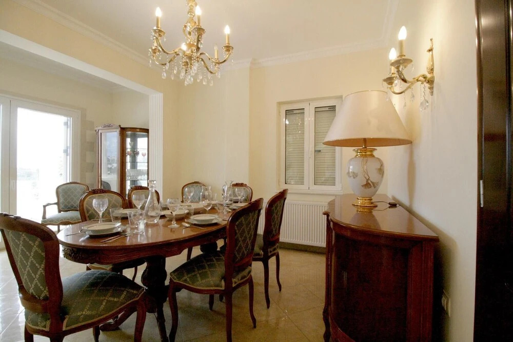 Luxurious Villa Anthi