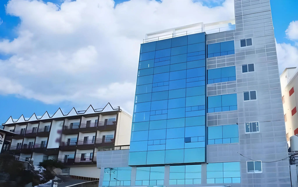 Gangneung Ara Spa Pension / Усадьба Сонёчан