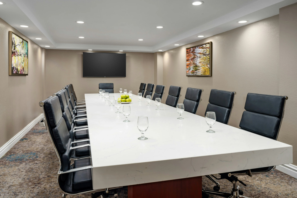 DoubleTree by Hilton Orlando Airport Hotel