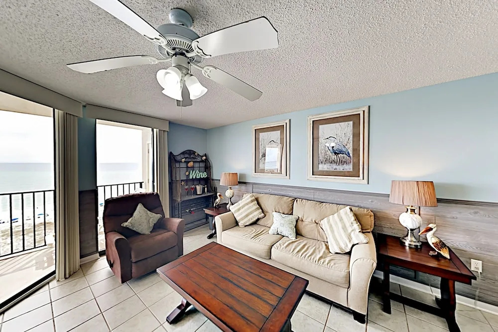 Updated Beachside #907 - 2 Br Condo