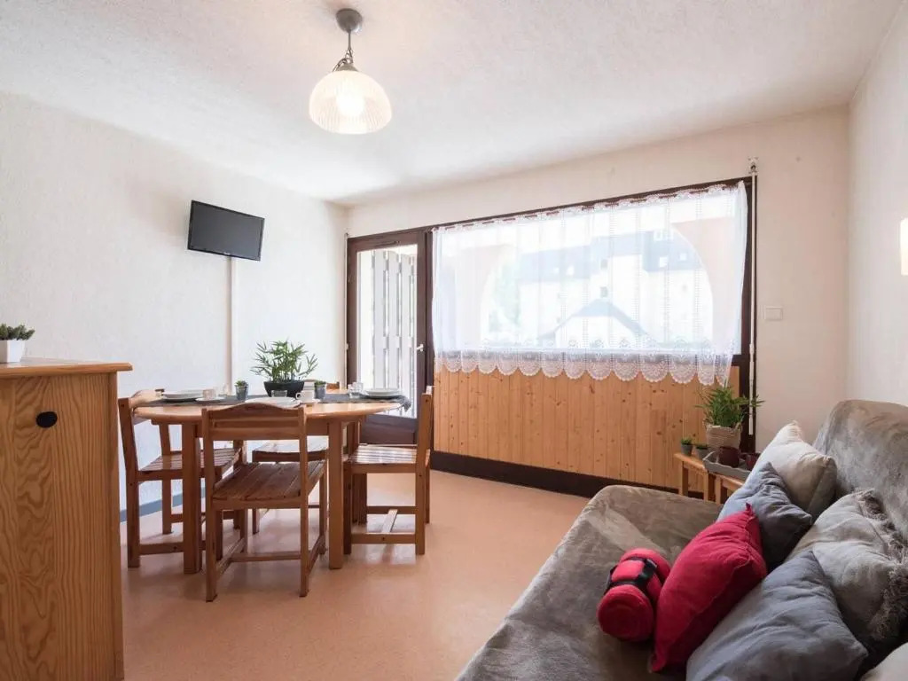 Appartement Saint-Lary-Soulan, 2 pièces, 6 personnes - FR-1-296-155