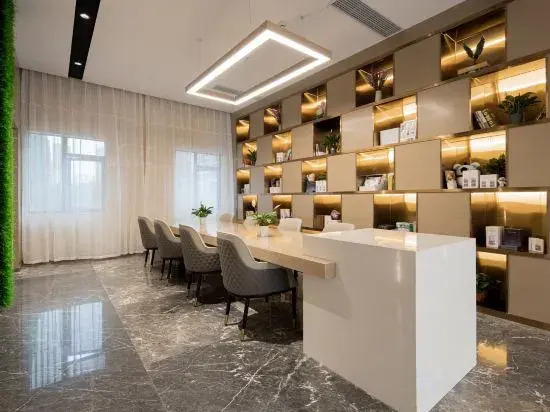 Lavande Hotel (Youth Plaza at CUST, Changsha)
