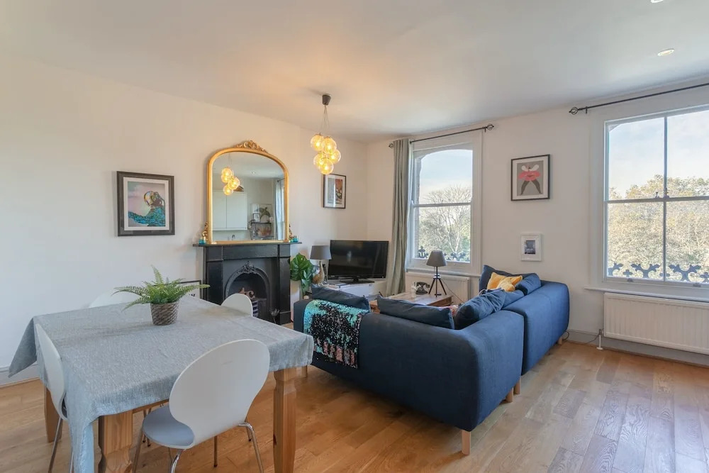 Lovely 1 Bedroom Flat Next to Clapham Common Tube