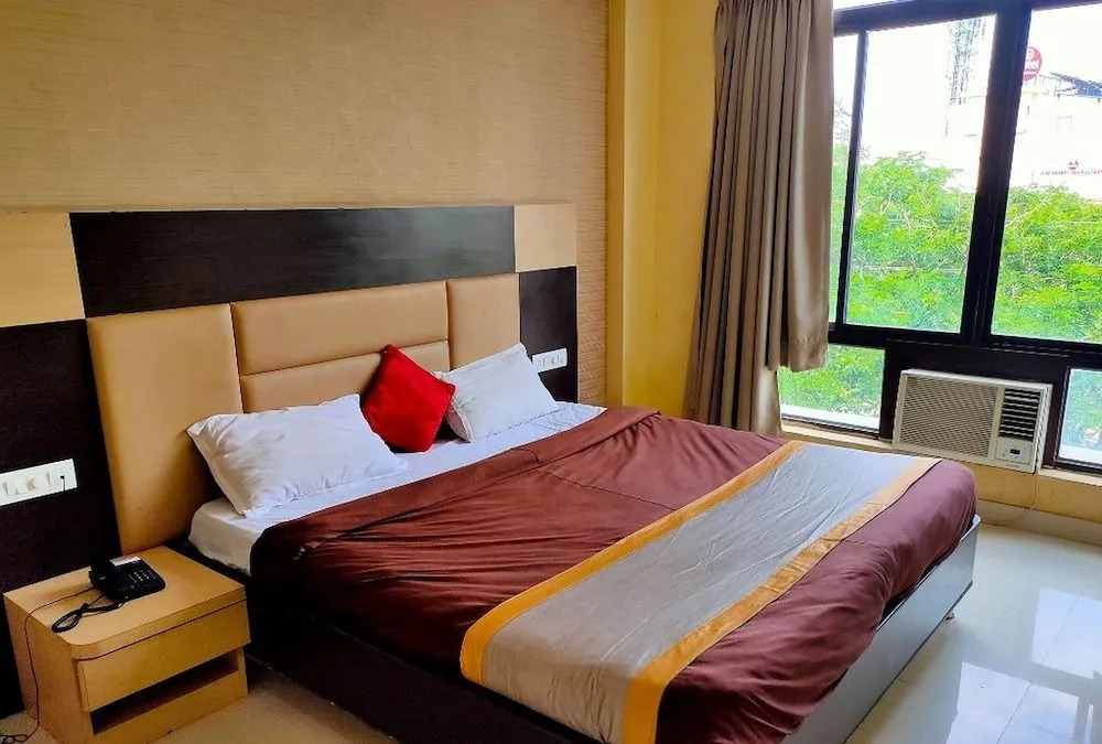 Hotel Lal Qila