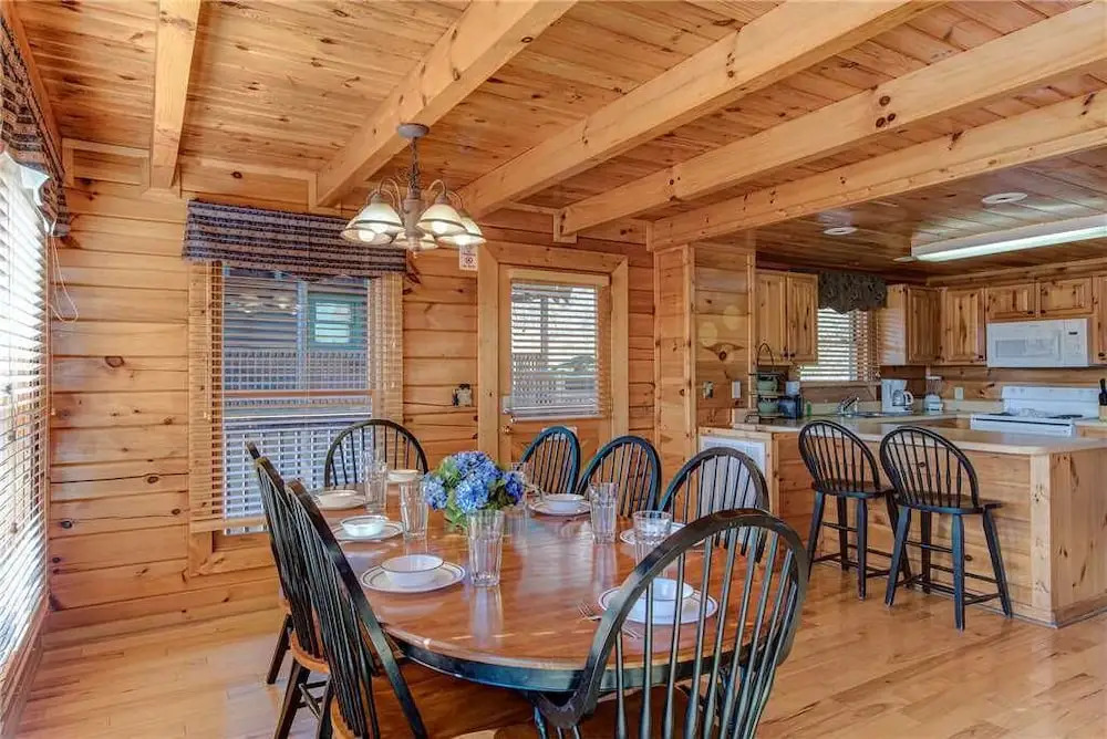 Aspens Envy 4 Bedroom Home with Mountain View