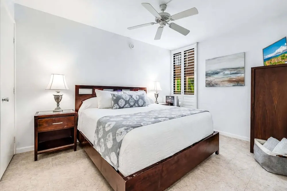 Kamaole Sands 5-210 - Stunning 1br/2ba, King Bed, Center-cut Bldg 5, AC, Wi-fi