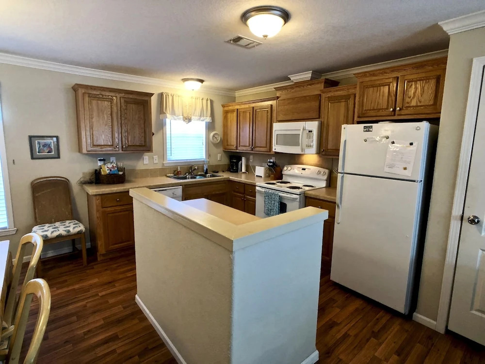 Stone's Throw 3 Bedrooms 2 Bathrooms Home