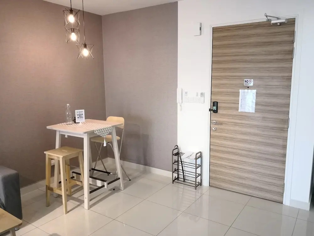 Teega Suites by RR JBcity