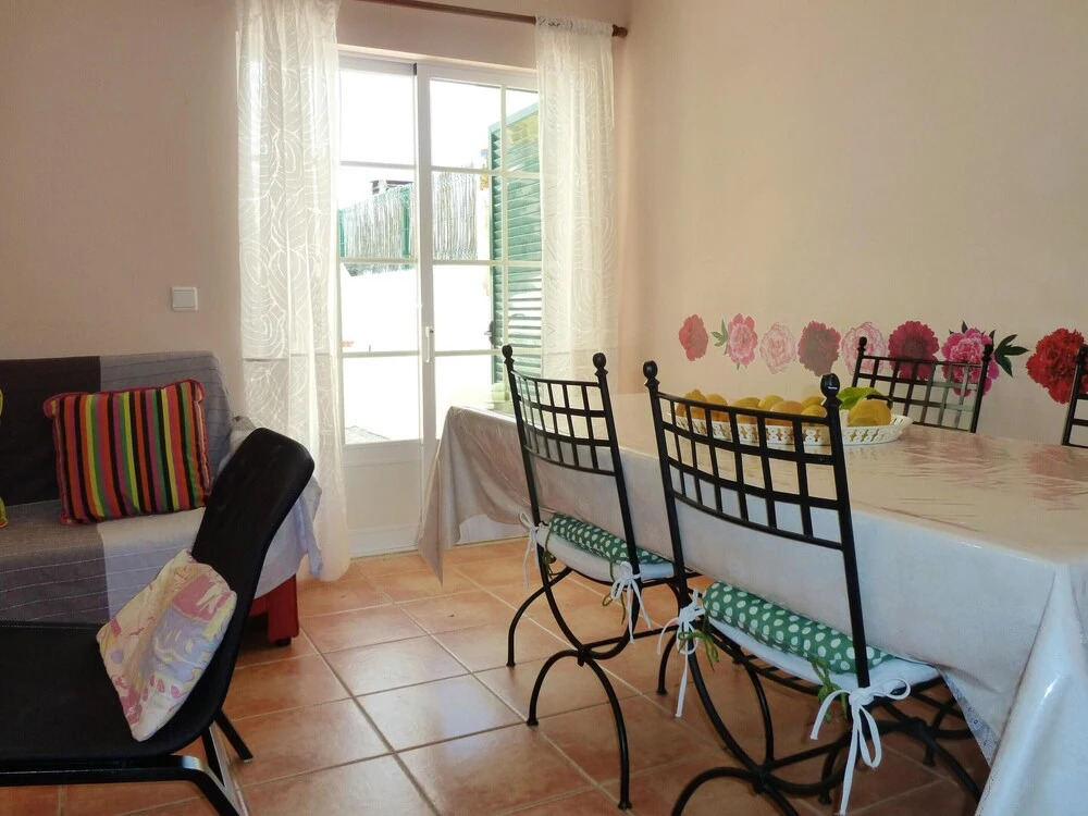 House With 2 Bedrooms in Vila Nova de Cacela, With Enclosed Garden and Wifi Near the Beach