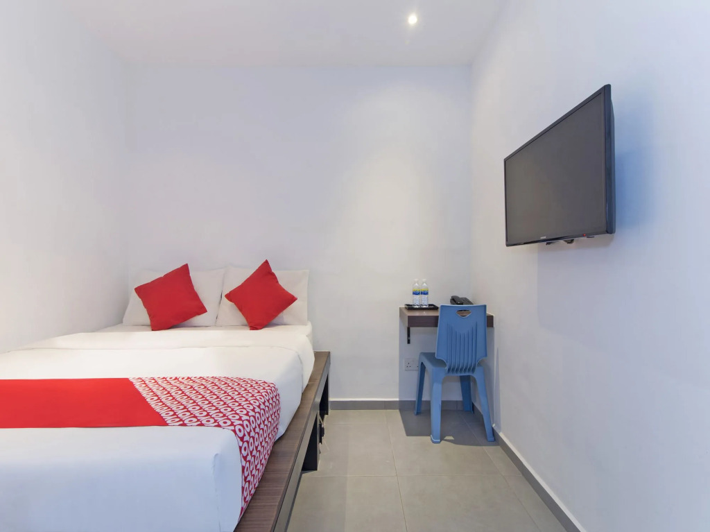 OYO Flagship 3563 New Mg Hotel