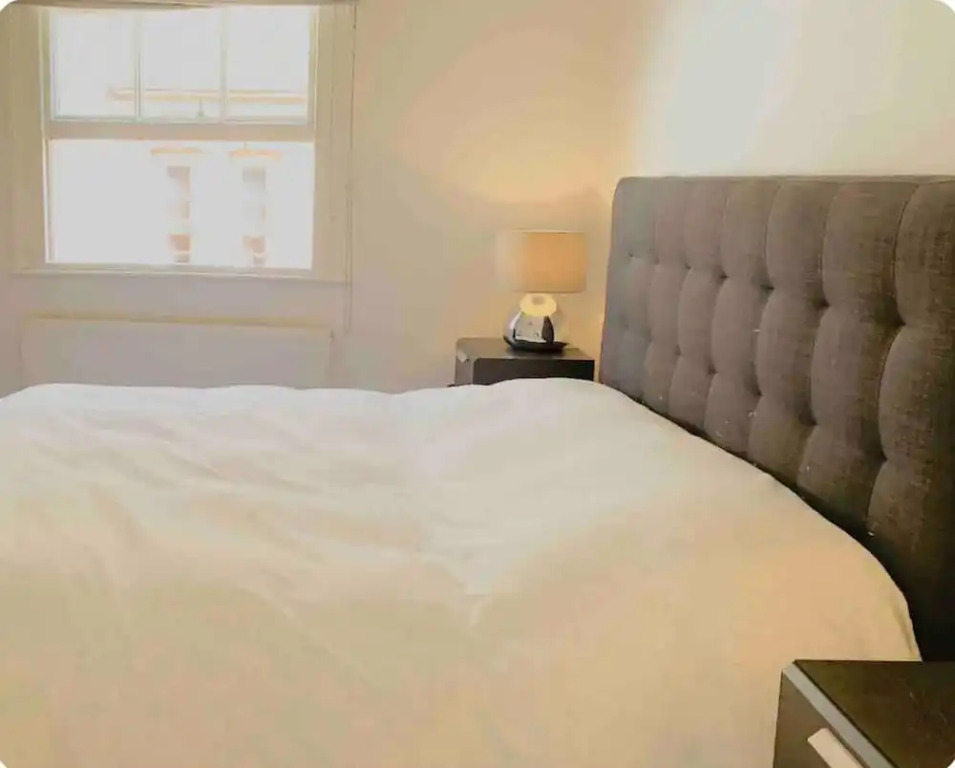 Beautiful 1 Bed Apartment Mayfair London, England