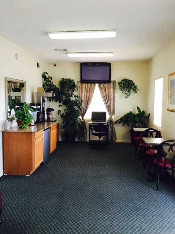 Royal Inn Taylorsville