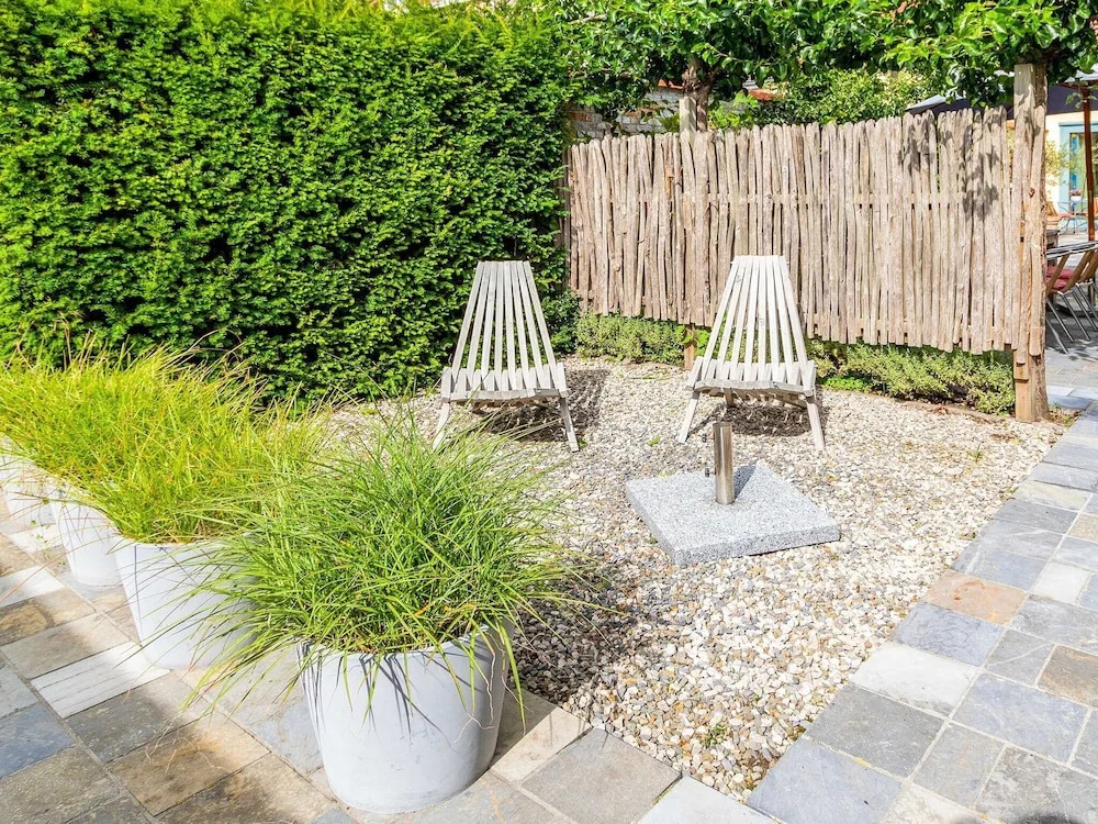 Spacious Holiday Home in Nieuwpoort With Garden
