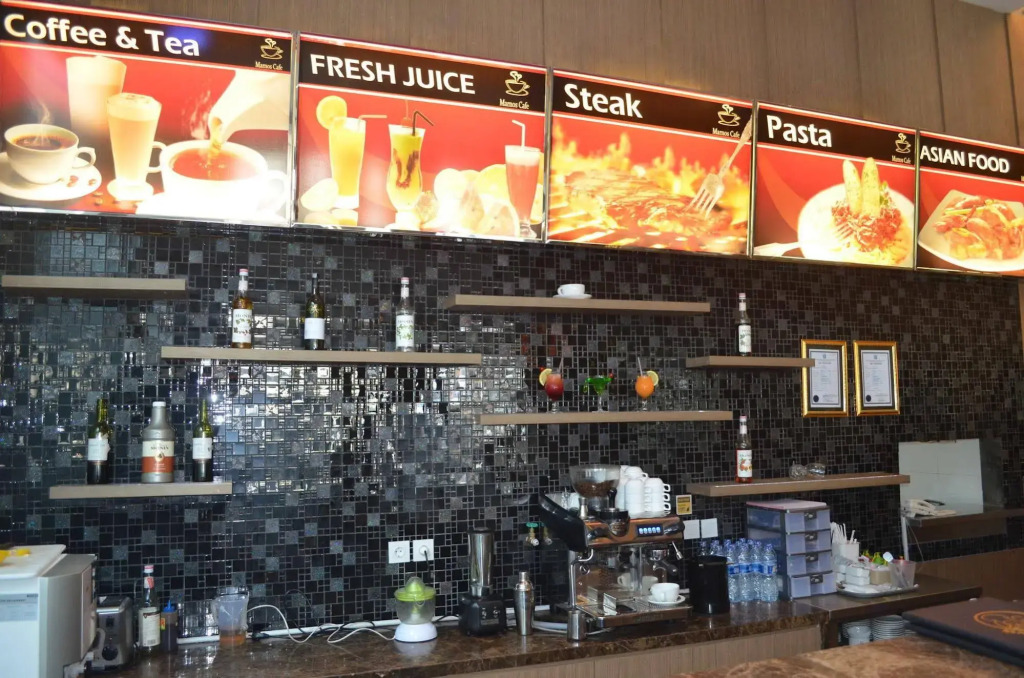 World Hotel Jakarta - Bandengan