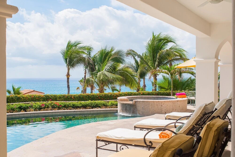 Golfers Paradise Across From Palmilla Beach at Villas del Mar 212