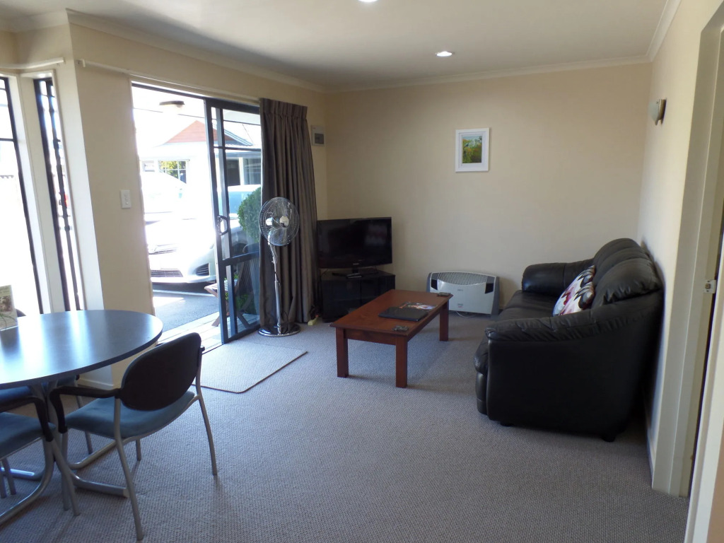 Centre Court Motel