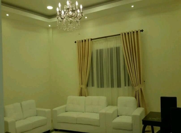 Grand Plaza Apartments