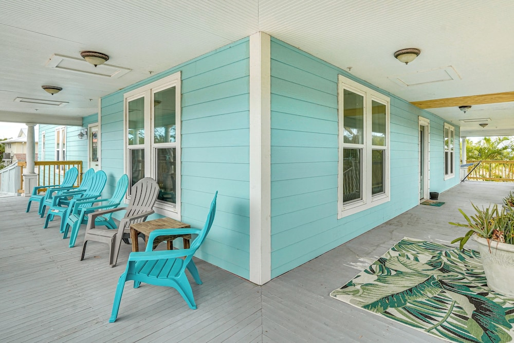Families Welcome! Historical Hideaway in Palmetto