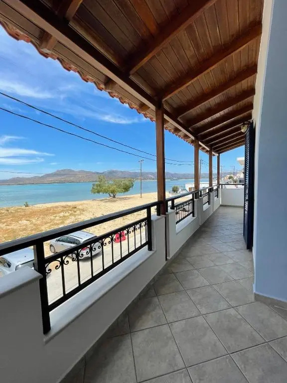 Gialos Apartment