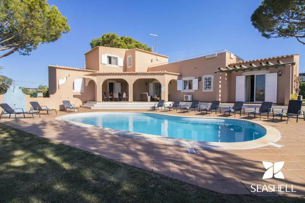 Villa Anita by Algarve Holidays