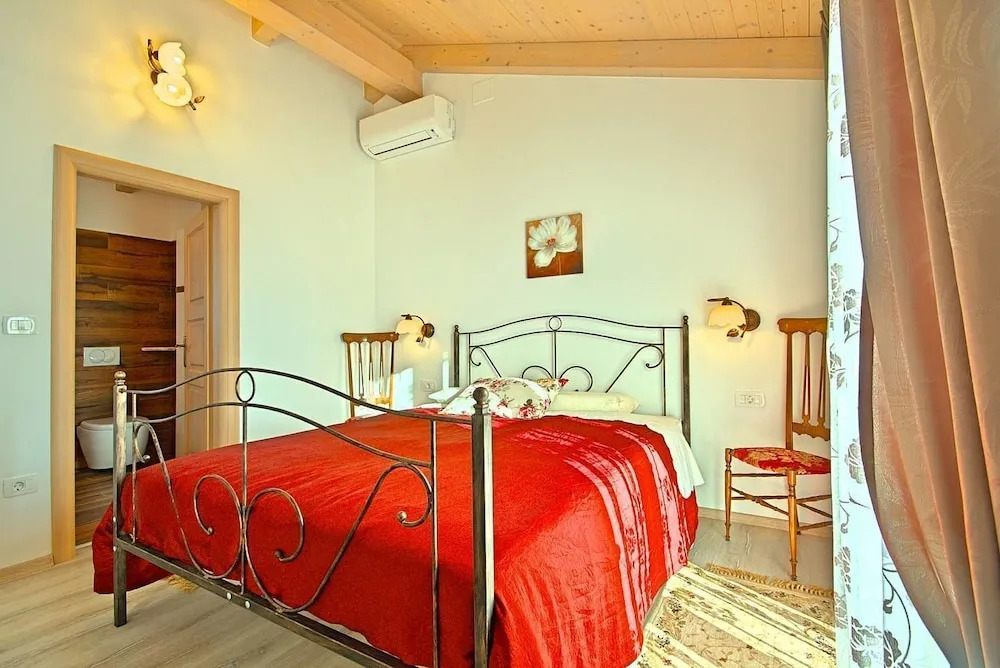 Villa Mala