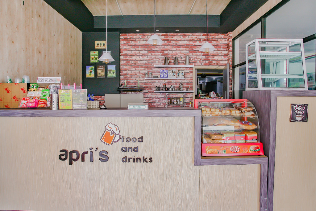 OYO 90072 Apri Inn Syariah